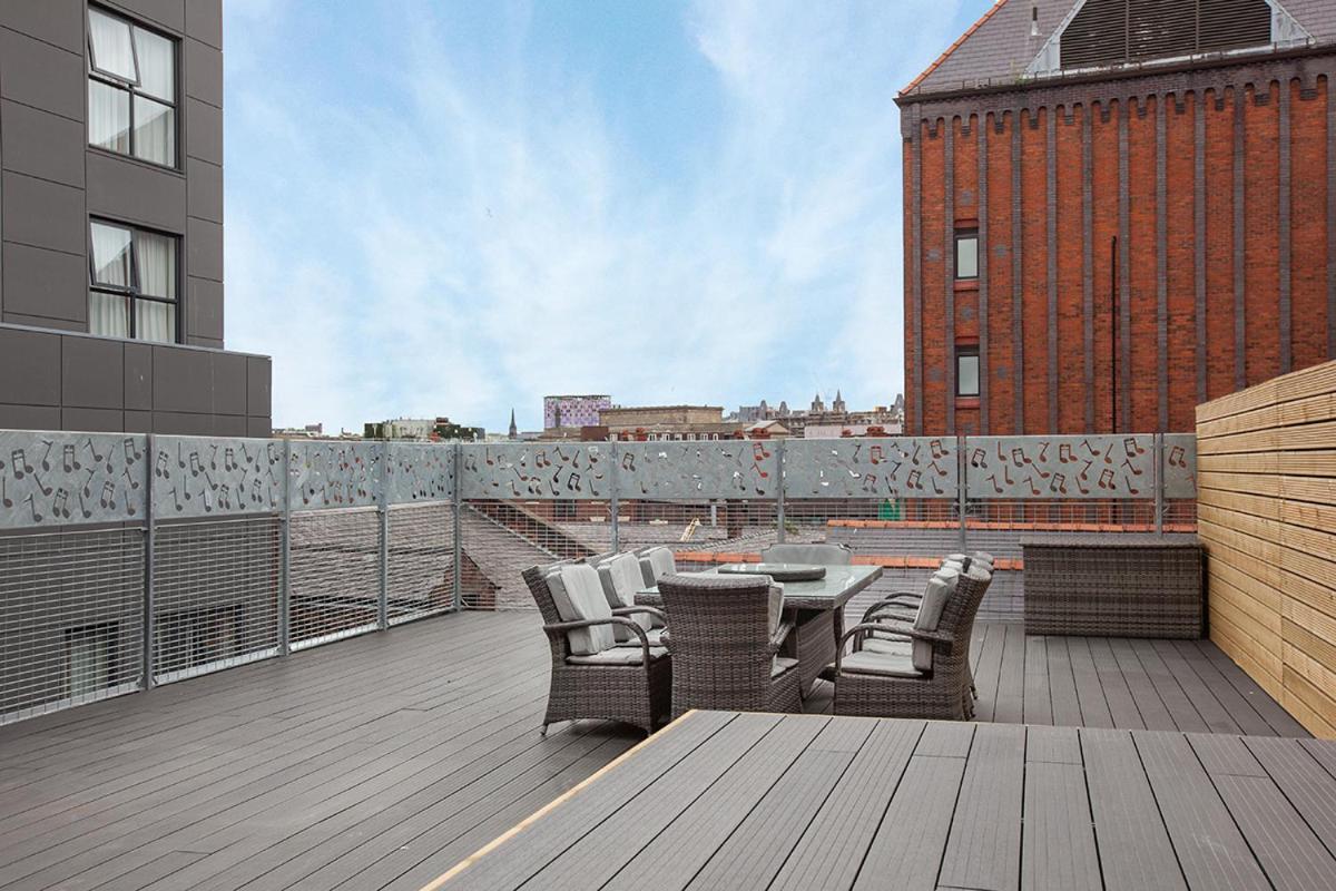 Sgt Peppers Mathew Street Apartments By Happy Days Liverpool Exterior foto